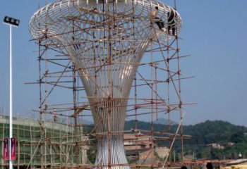 圓管樹雕塑廠家  園林不銹鋼圓管樹雕塑