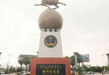 馬踏飛燕雕塑廠家 城市景觀建筑 不銹鋼馬踏飛燕雕塑