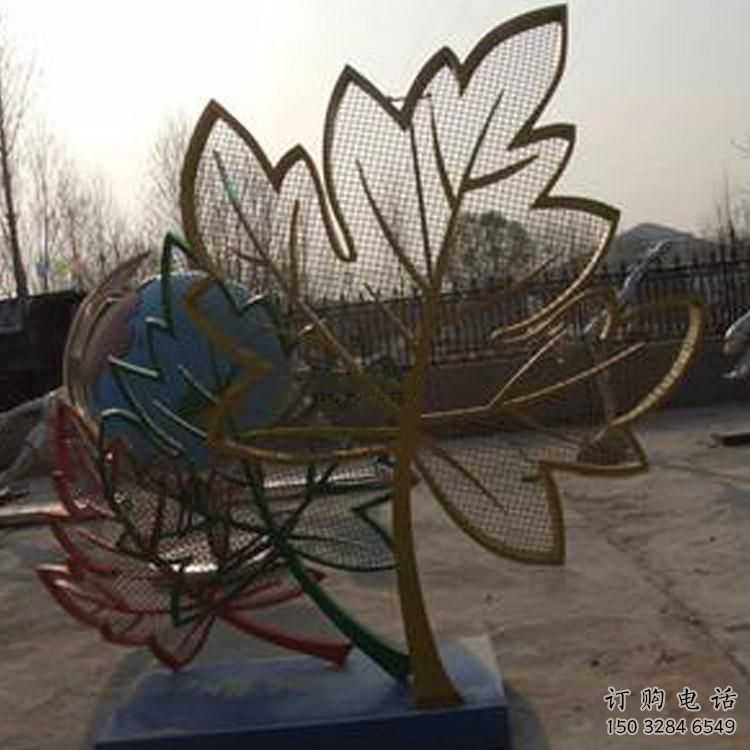 楓葉雕塑 拉絲工藝 戶外鏤空楓葉雕塑廠家