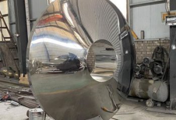 圓環雕塑 鏡面異形擺件 大型鏡面圓環雕塑廠家