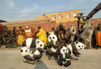 公園熊貓雕塑廠家 中式啞光小品 風(fēng)景區(qū)仿真熊貓雕塑