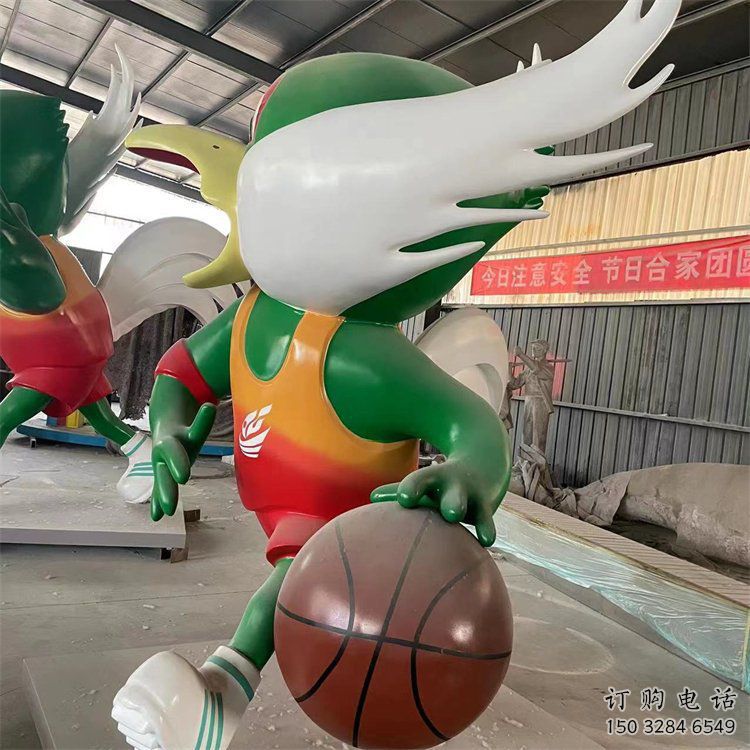 彩繪飛鳥(niǎo)雕塑廠家 卡通噴漆小品 草地抽象飛鳥(niǎo)雕塑