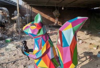 切面松鼠雕塑廠家 現(xiàn)代抽象擺件 商場(chǎng)幾何松鼠雕塑