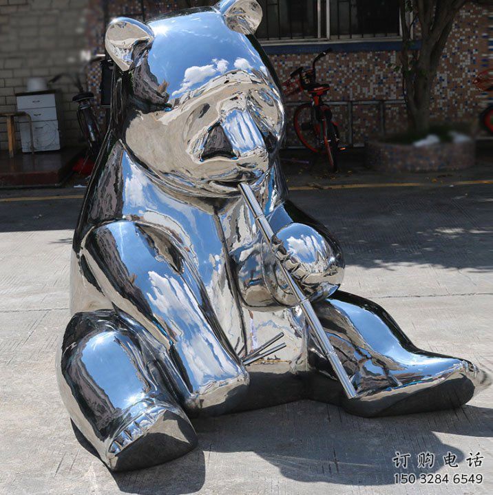 街道大熊貓雕塑廠家 創(chuàng)意戶外小品 酒店拉絲大熊貓雕塑