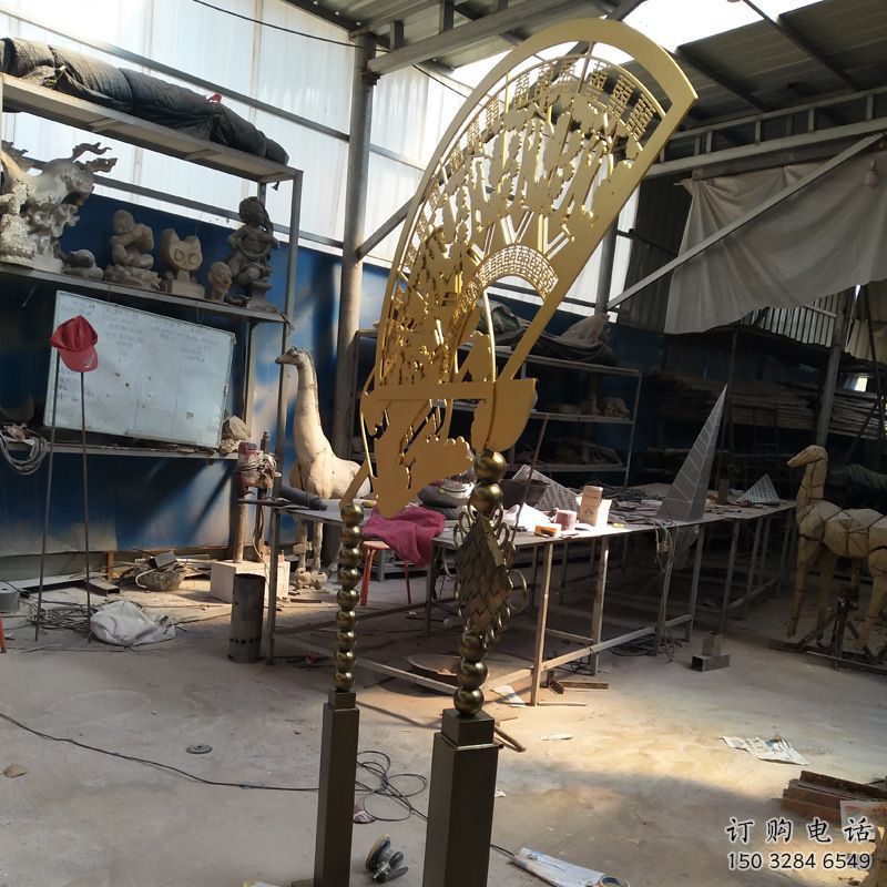 戶外扇子雕塑廠家 噴漆公園小品 現代不銹鋼扇子雕塑