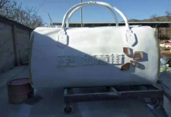 抽象手提包雕塑廠家 現(xiàn)代小品 大型戶外手提包雕塑生產(chǎn)