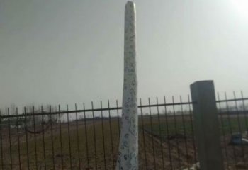 商業(yè)街湯匙雕塑廠家 戶外擺件 大型不銹鋼湯匙雕塑廠