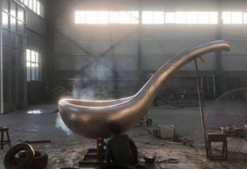 公園湯匙雕塑廠家 戶外擺件 創(chuàng)意不銹鋼湯匙雕塑工廠