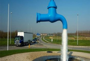 烤漆水龍頭雕塑廠家 流水小品 抽象水龍頭雕塑廠