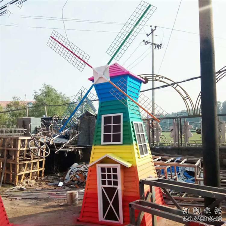 抽象大風(fēng)車雕塑廠家 創(chuàng)意小品 戶外大風(fēng)車雕塑制作