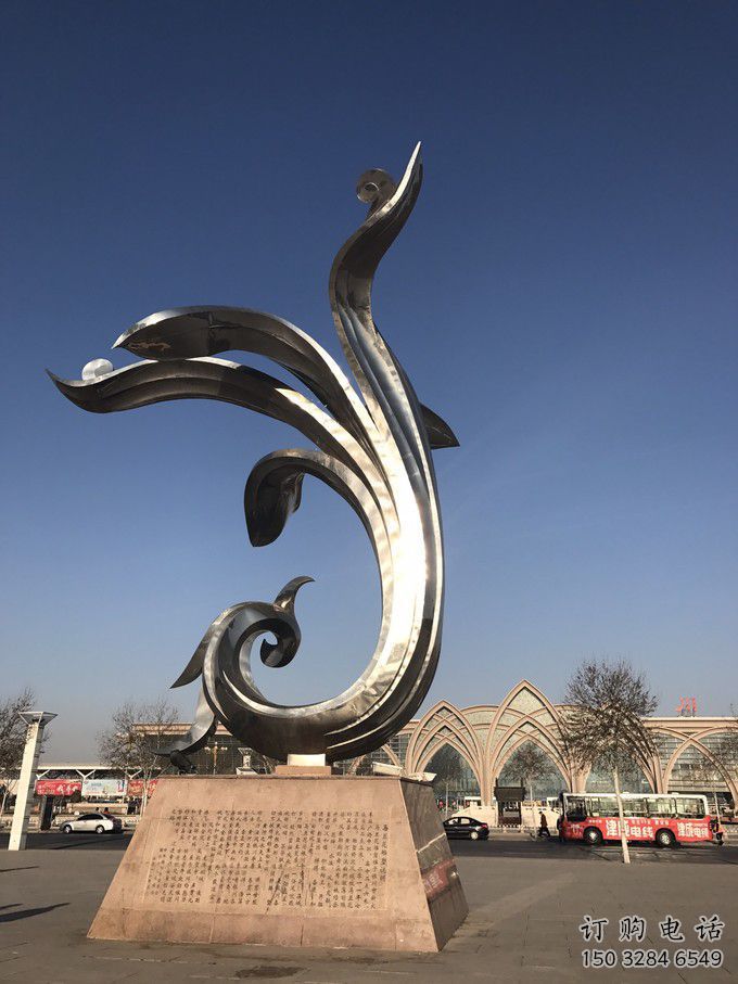 水景馬蘭花雕塑廠家 彩繪小品 現(xiàn)代不銹鋼馬蘭花雕塑廠