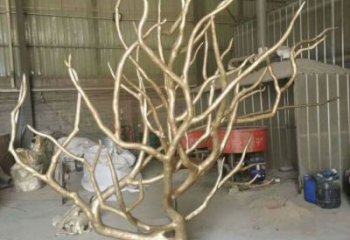 拉絲枯樹雕塑廠家 鏤空創(chuàng)意擺件 別墅區(qū)不銹鋼枯樹雕塑廠