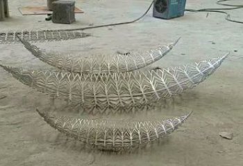 現代葉片雕塑廠家 大型別墅區擺件 鏤空不銹鋼葉片雕塑廠