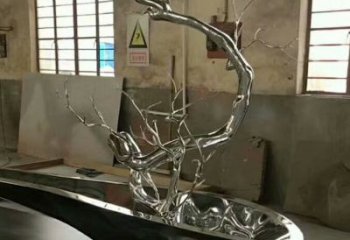 鏡面松樹(shù)雕塑廠家 大型擺件 創(chuàng)意不銹鋼松樹(shù)雕塑廠