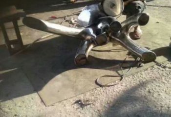 園林樹墩雕塑廠家 鏡面小品 中式不銹鋼樹墩雕塑定做