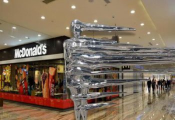 鏡面男人雕塑廠家 大型擺件 大型商場不銹鋼男人雕塑廠