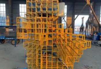 鏤空魔方雕塑廠家 現(xiàn)代不銹鋼雕塑制造商