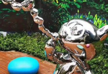 園林貓咪雕塑制作，噴漆運動雕塑，網格形式