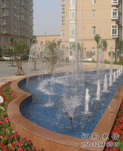 變頻搖擺噴泉雕塑，循環(huán)噴水模式噴泉雕塑制造商