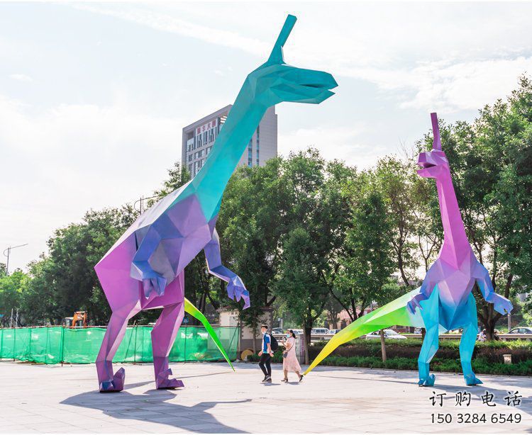 現代恐龍雕塑定制，中式工藝，景觀烤漆恐龍雕塑造型