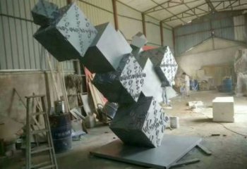 戶外幾何體雕塑廠家,廣場雕塑,不銹鋼幾何體雕塑訂做