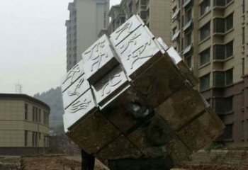 房地產正方形雕塑