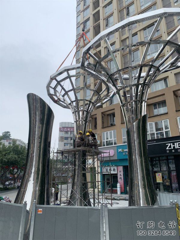 遮陽樹雕塑優(yōu)選，室外雕塑，彩繪鏤空遮陽樹雕塑優(yōu)選