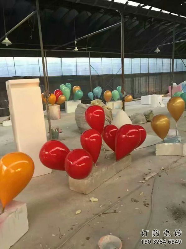 氣球樹雕塑加工，花園小品，制造玻璃鋼氣球樹雕塑廠家