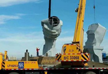 握手雕塑優選,小區擺件,不銹鋼握手雕塑生產商