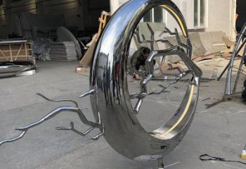 圓環(huán)樹(shù)雕塑供應(yīng)，花園小品，不銹鋼圓環(huán)樹(shù)雕塑展品