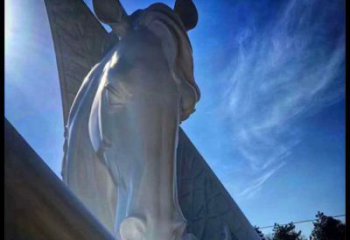 月亮雕塑異型優(yōu)選,城市裝飾,展示月亮馬頭雕塑定做