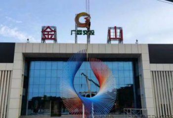 鳥翅建筑雕塑預(yù)定，城區(qū)小品，不銹鋼鳥翅雕塑制造商