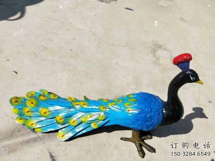 滁州彩繪孔雀雕塑制作選用，景區案例，動物美陳雕塑