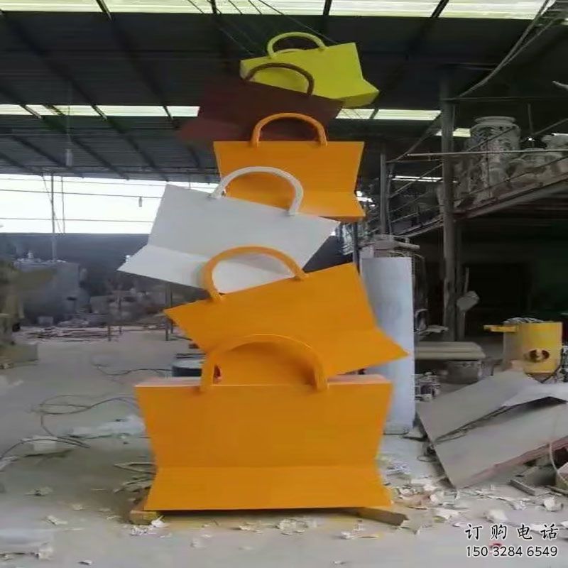 淮南烤漆挎包雕塑制造商，室外軟裝，景觀挎包雕塑制作