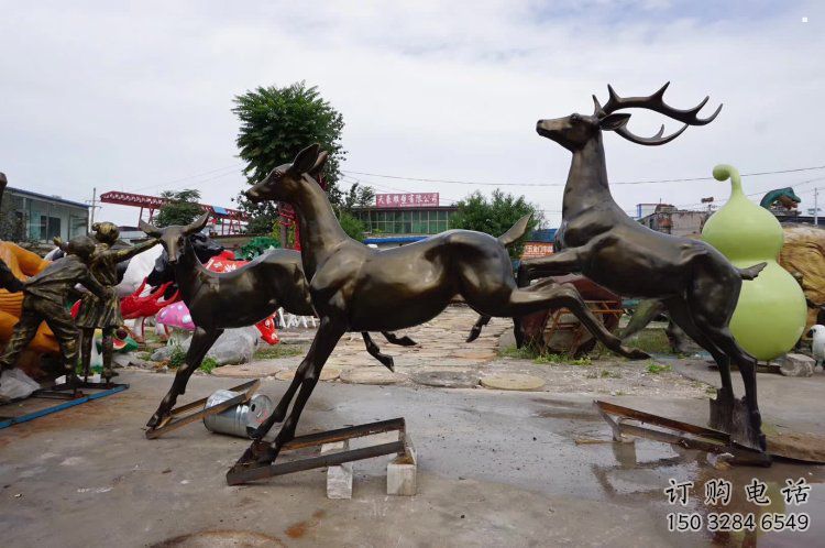 銅仁戶外小鹿批發，動物雕塑，梅花鹿銅雕塑供求