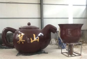 來賓商業街酒壺雕塑