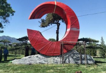 遼陽(yáng)草地精神堡壘雕塑