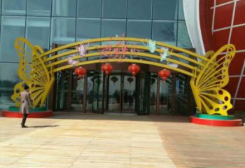 九龍坡蝴蝶拱門雕塑，鏤空烤漆效果，不銹鋼小區標識雕塑